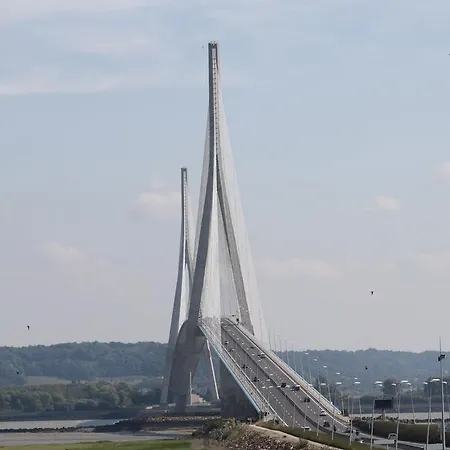 La Compagnie Du 19 شقة